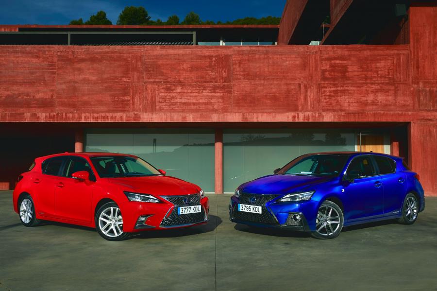  Lexus CT200h 2017 года  (WW) (фото 20 из 21)